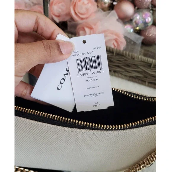 Coach Horse & Carriage Art School Graphic Wrislet only - Picture 4 of 5